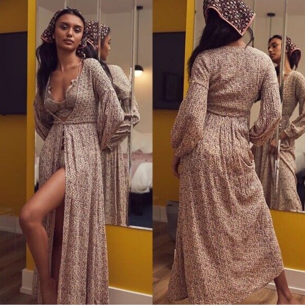 Free People Kadence Robe Duster Womens S / P Beige Bead Hippie Boho **READ**